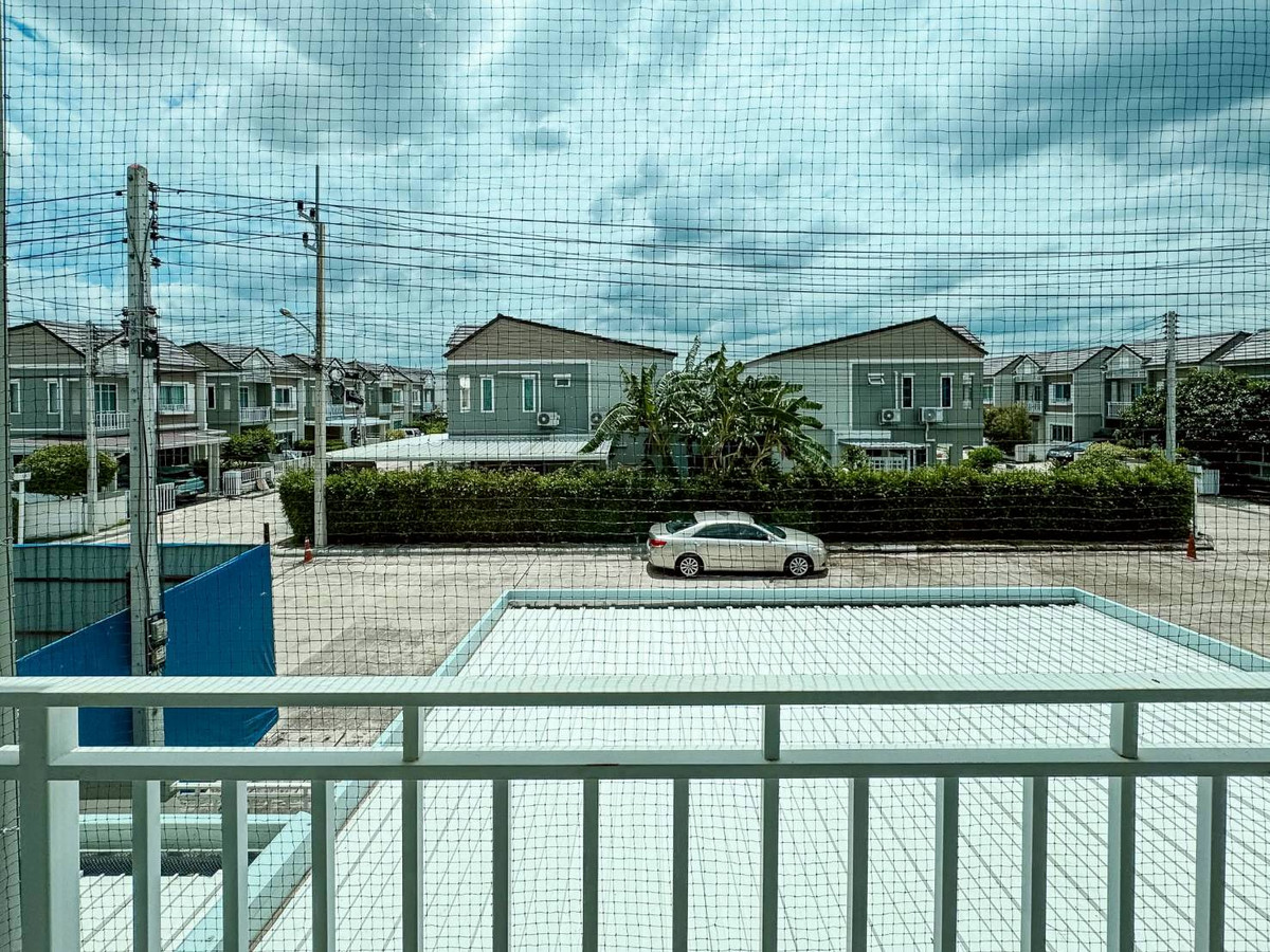 For SaleTownhomePathum Thani,Rangsit, Thammasat : Semi-detached house 