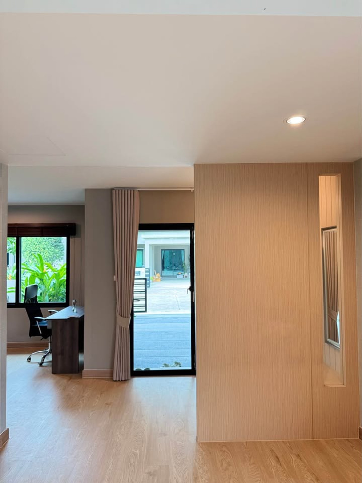 For RentHouseBangna, Bearing, Lasalle : P-2959 For rent! Semi-detached house COMO Bianca I, built-in furniture, ready to move in, near Mega Bangna.