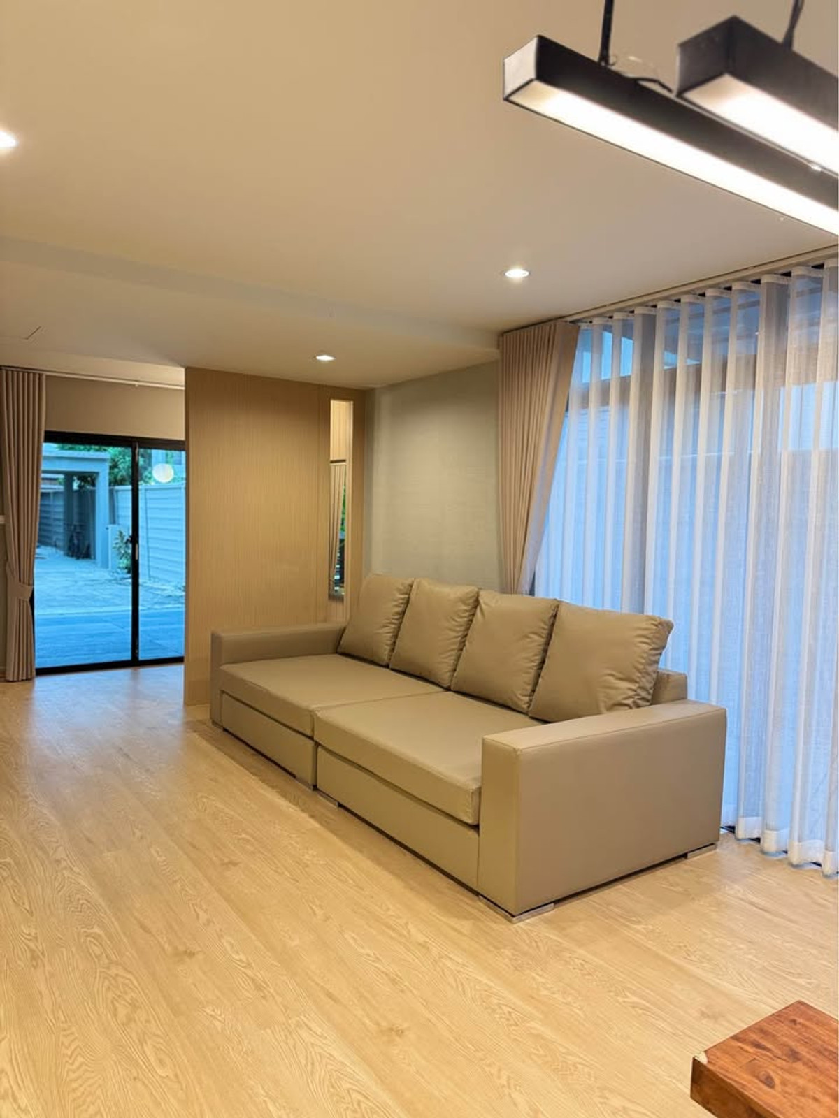 For RentHouseBangna, Bearing, Lasalle : P-2959 For rent! Semi-detached house COMO Bianca I, built-in furniture, ready to move in, near Mega Bangna.