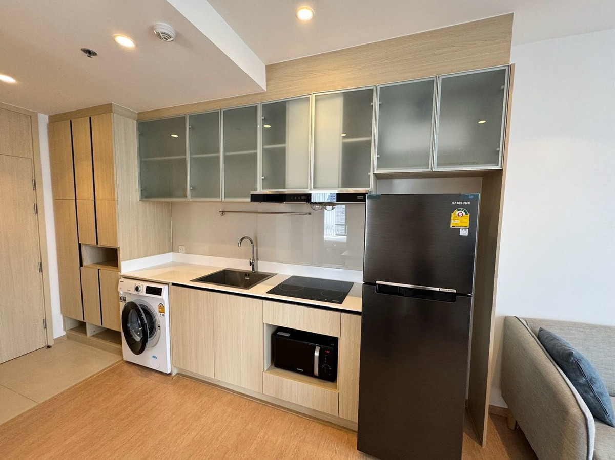 For RentCondoSukhumvit, Asoke, Thonglor : For Rent 2 Bedroom Maru Ekkamai 2 price 50,000 baht condo Pets friendly🐶🐱 call 0869017364