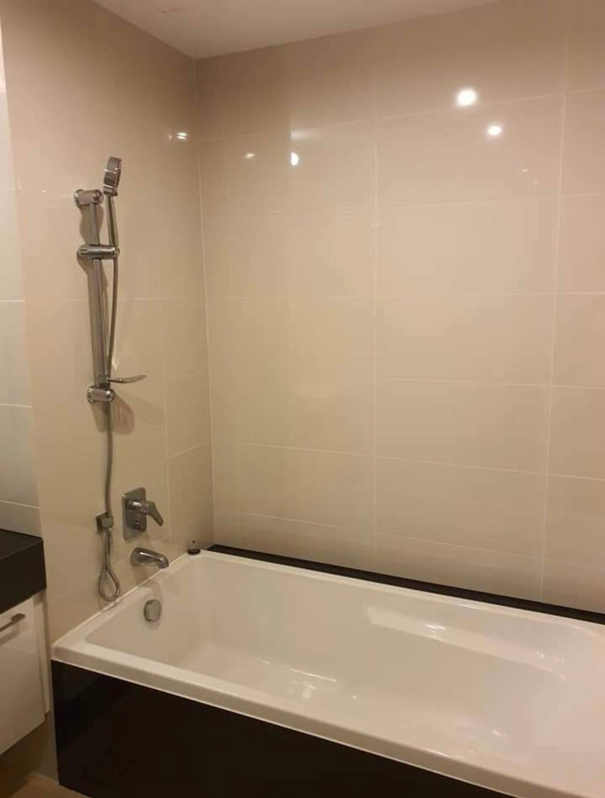 For RentCondoRama3 (Riverside),Satupadit : 🌟 Best Value - Supalai Riva Grand Rama3 - 92 SQM. 2Bed2Bath - Fully furnished & Ready to move in