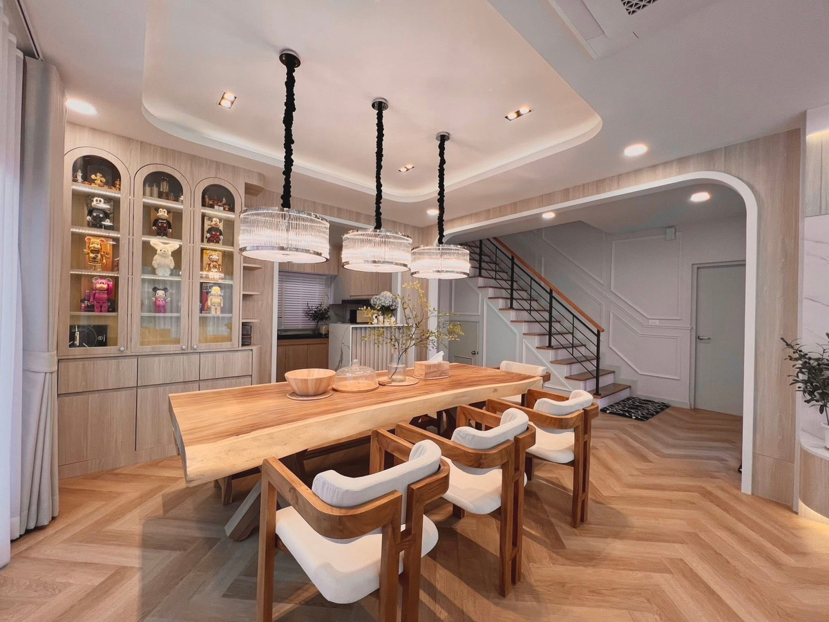 For RentHouseBangna, Bearing, Lasalle : P-2962 For rent! Single house Centro Bangna, ready to move in, decorated in Modern Luxury style, near Mega Bangna.