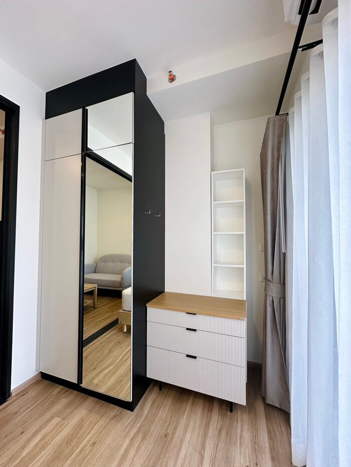 For RentCondoRatchadapisek, Huaikwang, Suttisan : 💖💖For rent The Stage Mindscape Ratchada-Huai Khwang / 1 bedroom 17,000 baht. If interested, you can inquire. Line ID = atfirm2010 💖💖