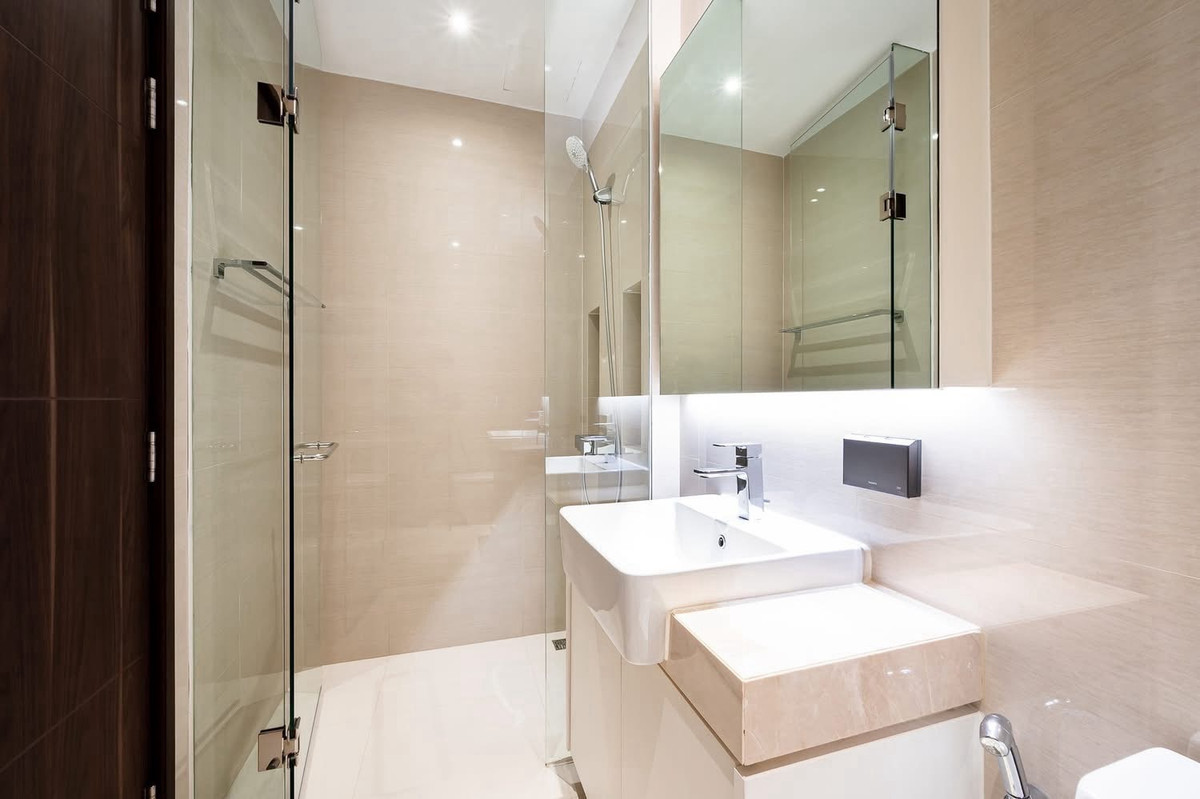 For SaleCondoOnnut, Udomsuk : Large 288 sq.m Condo for Sale at Park Court Sukhumvit 77 Near BTS On Nut Ideal for Long Term Investment