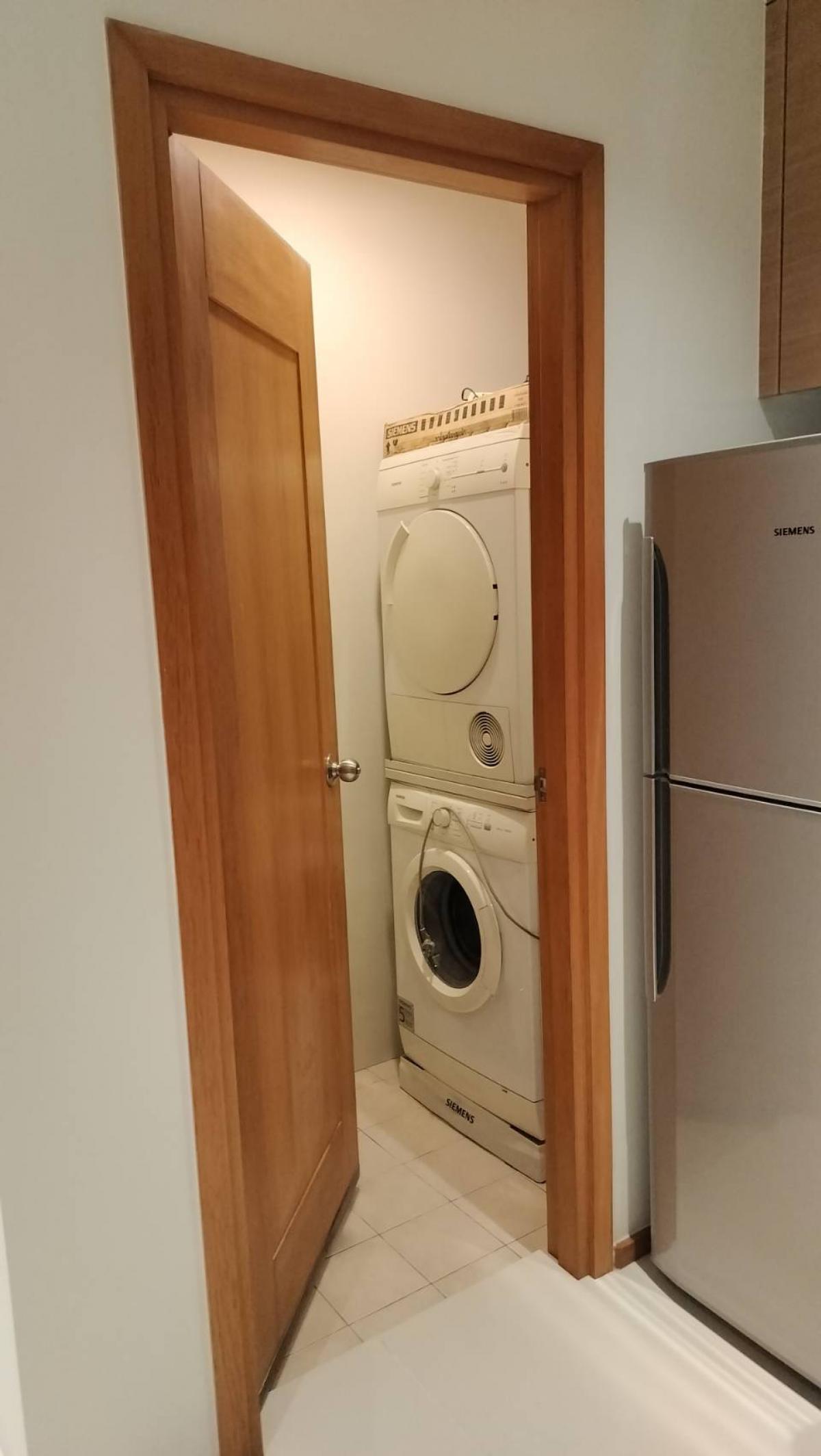 For SaleCondoSathorn, Narathiwat : The ultimate luxury condo in the heart of Phrom Phong!2 bedrooms, 3 bathrooms, 101 sq.m. for only 18 million.