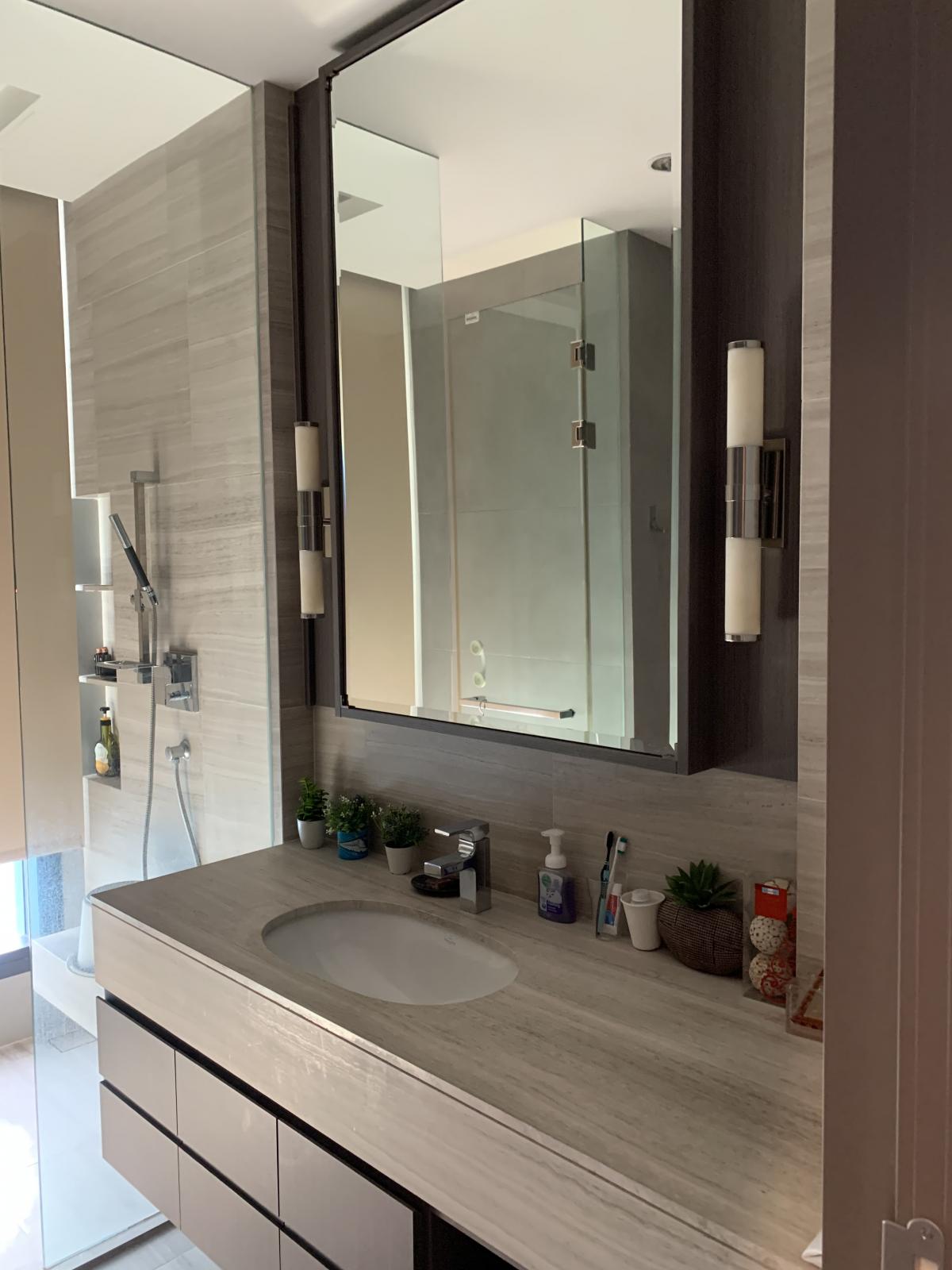 For SaleCondoSathorn, Narathiwat : Luxury condo in the heart of Silom, The Diplomat Sathorn, ready to move in!Beautiful view, 51.77 sq.m., special price 11 million THB, near BTS/MRT Surasak.