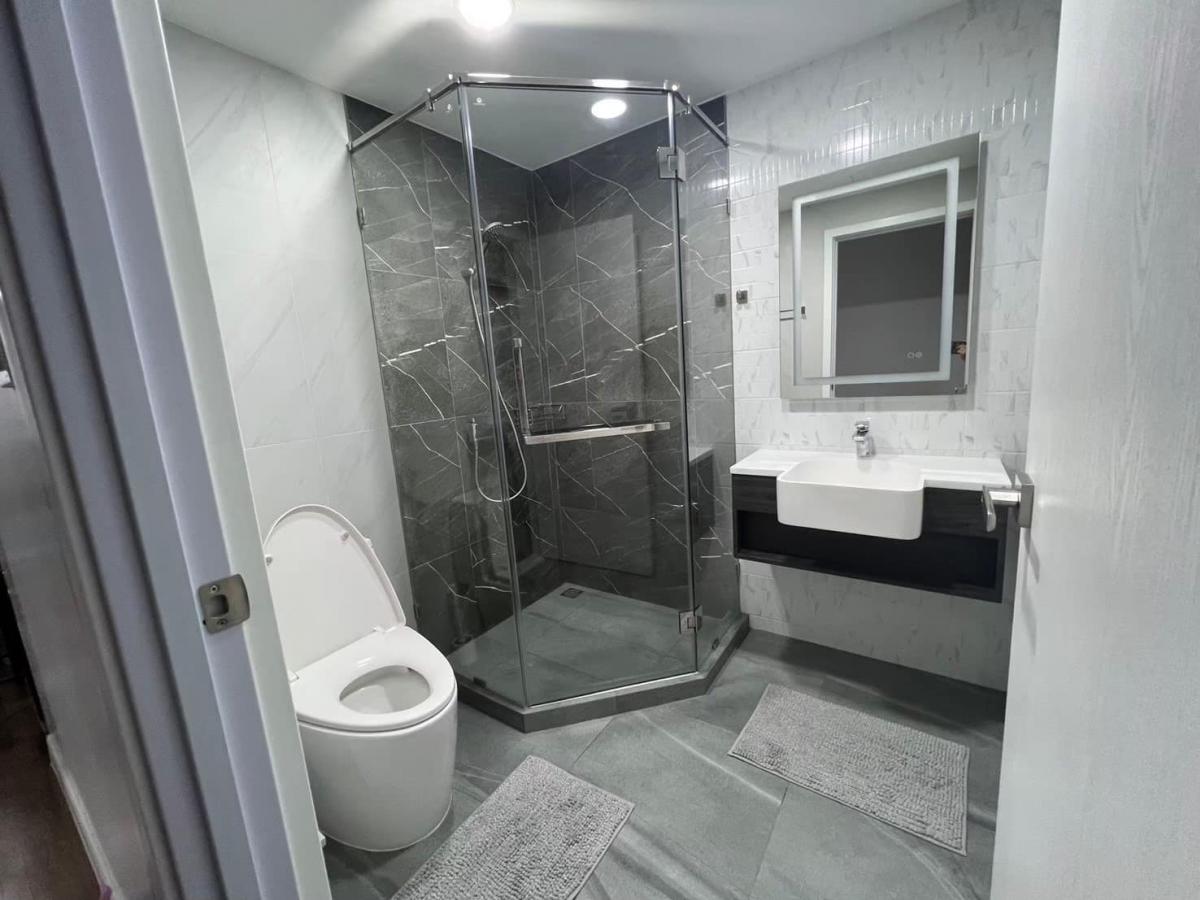 For RentCondoNana, North Nana,Sukhumvit13, Soi Nana : Rent a luxury condo Baan Siri 13 near BTS Nana3 bedrooms, 2 bathrooms, large 114 sq.m. for only 50,000 baht/month!