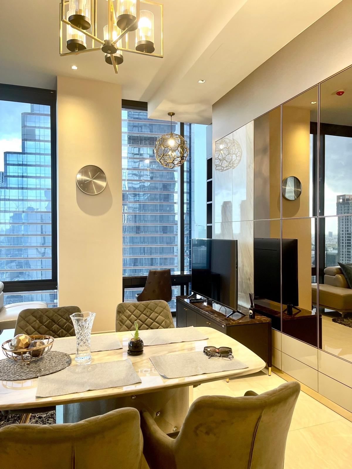 For RentCondoSilom, Saladaeng, Bangrak : Luxury 2-Bed Condo at Ashton Silom – Prime BTS Chong Nonsi Location!75,000 THB/month, Spacious 72 sqm with Top Facilities & City Views!