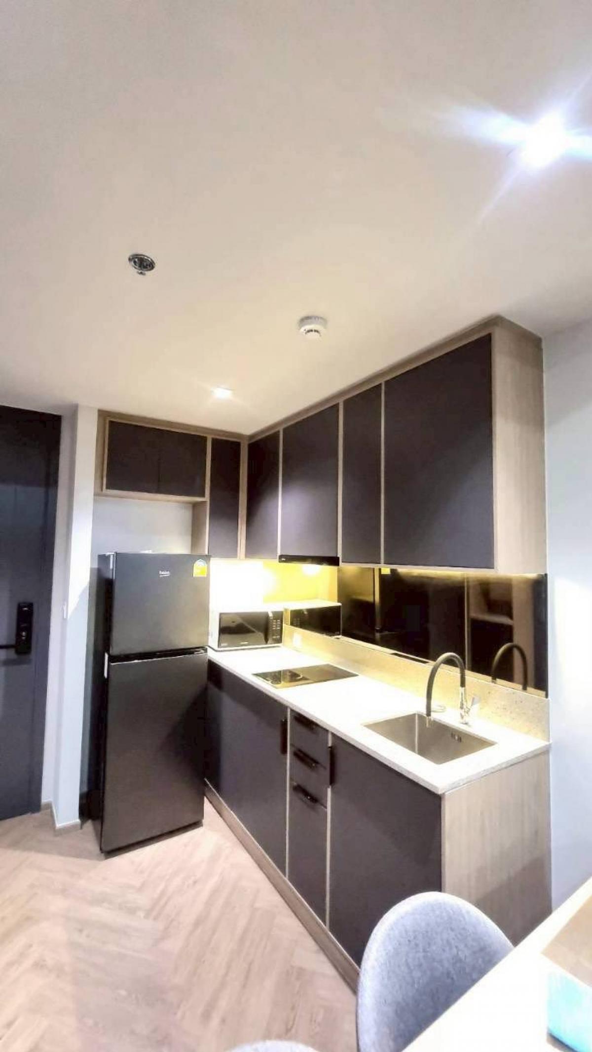 For RentCondoSiam Paragon ,Chulalongkorn,Samyan : Chill in the heart of Sam Yan! Chapter Chula 1, 45 sq.m. near BTS/MRTRent for only 30,000 baht/month with complete amenities!