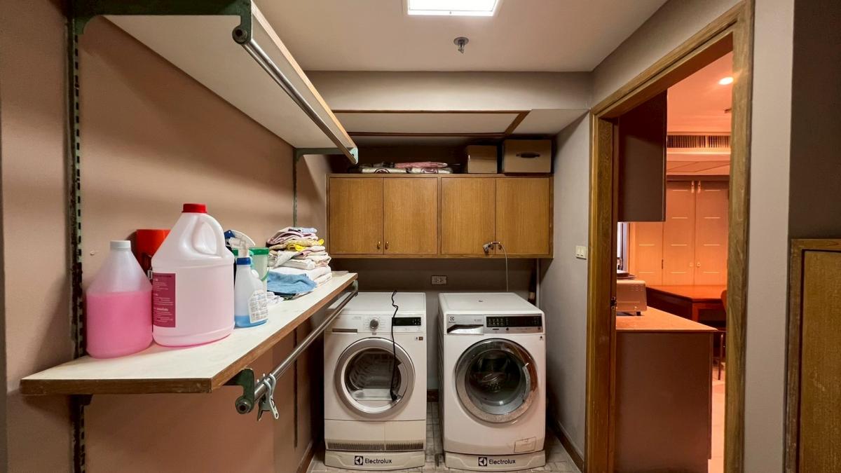 ให้เช่าคอนโดเชียงใหม่ : 28/01/2026, หรูหรากว้างขวาง 2 ห้องนอน ใจกลางสาทร! เช่าเพียง 100,000 บาท/เดือน ใกล้ BTS ลุมพินี