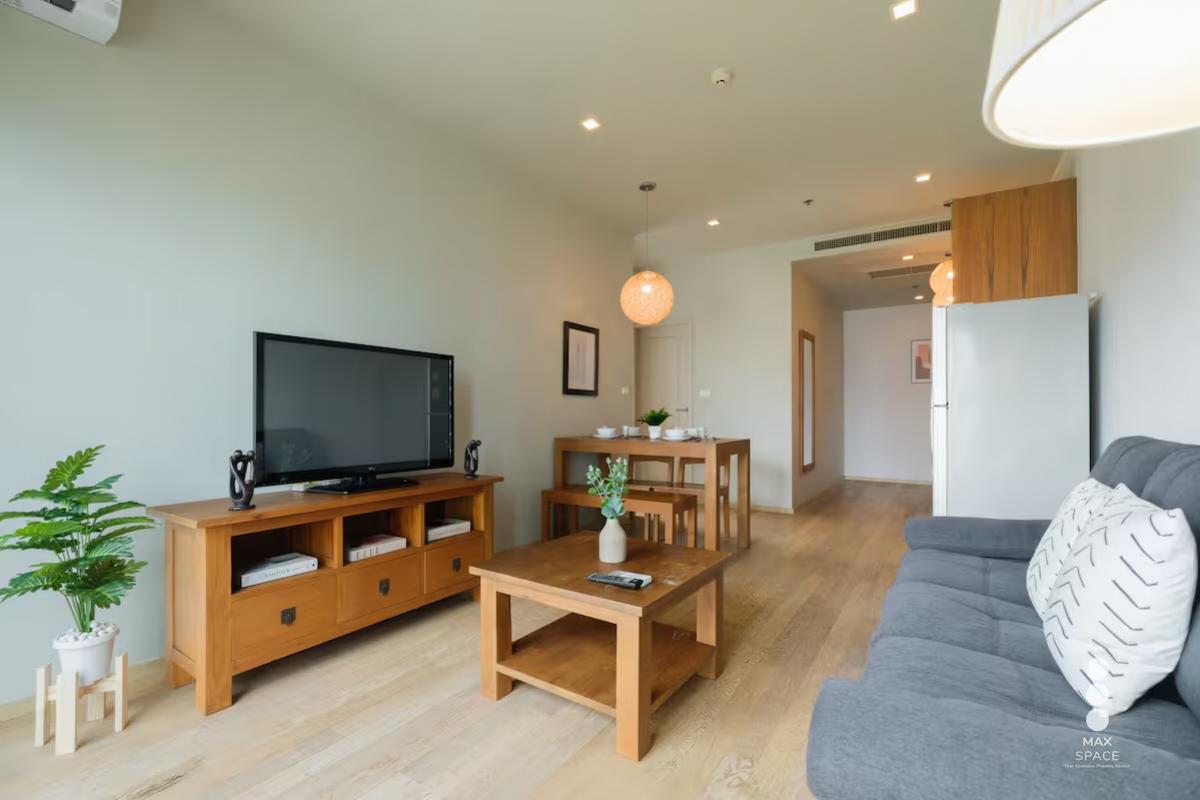 For SaleCondoSukhumvit, Asoke, Thonglor : Super value! Noble Refine 2 bedroom near BTS Phrom Phong71.2 sqm. Price only 13.9 million!