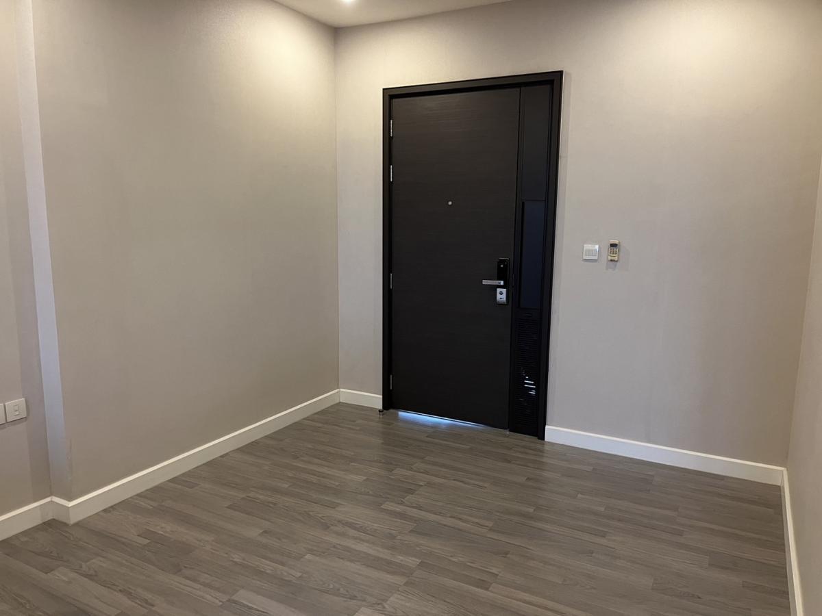 For SaleCondoSiam Paragon ,Chulalongkorn,Samyan : Hurry to book! The Room Rama 4 condo in the city center, 44 sq.m.Near BTS/MRT Hua Lamphong, special price 7.6 million