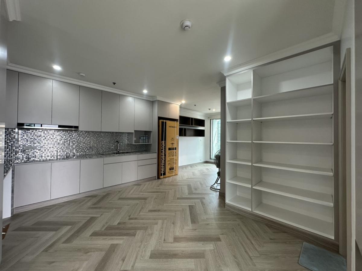 For SaleCondoRatchathewi,Phayathai : Luxury condo with 2 bedrooms near BTS Phaya Thai at a special price of 13.5 million!Convenient living close to Siam-Chulalongkorn with complete amenities.