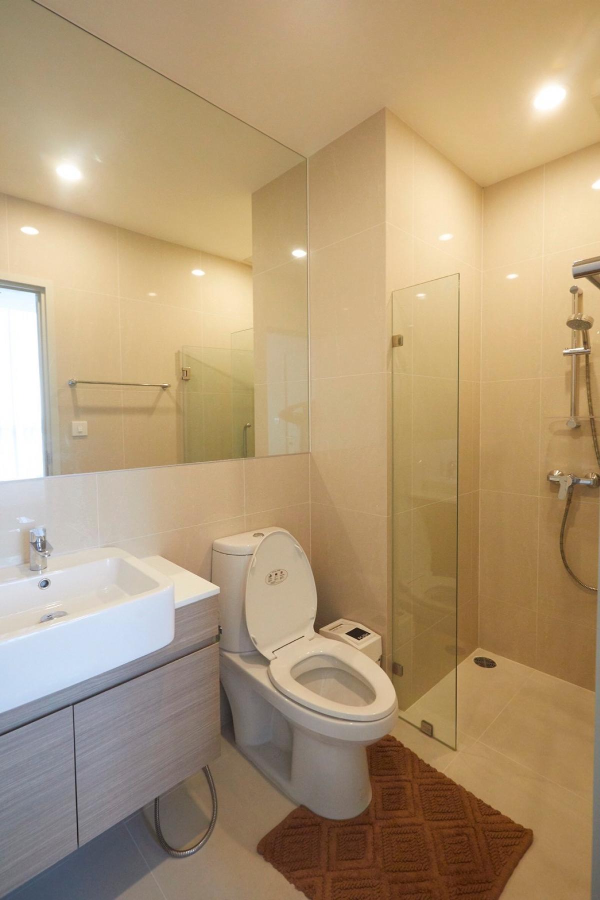 For RentCondoRatchadapisek, Huaikwang, Suttisan : Luxury 2 Bed Condo @Noble Revolve Ratchada – BTS Thai Cultural Center35,000 THB/mo Near Esplanade, Central Rama 9, Swimming Pool-Fitness Complete!
