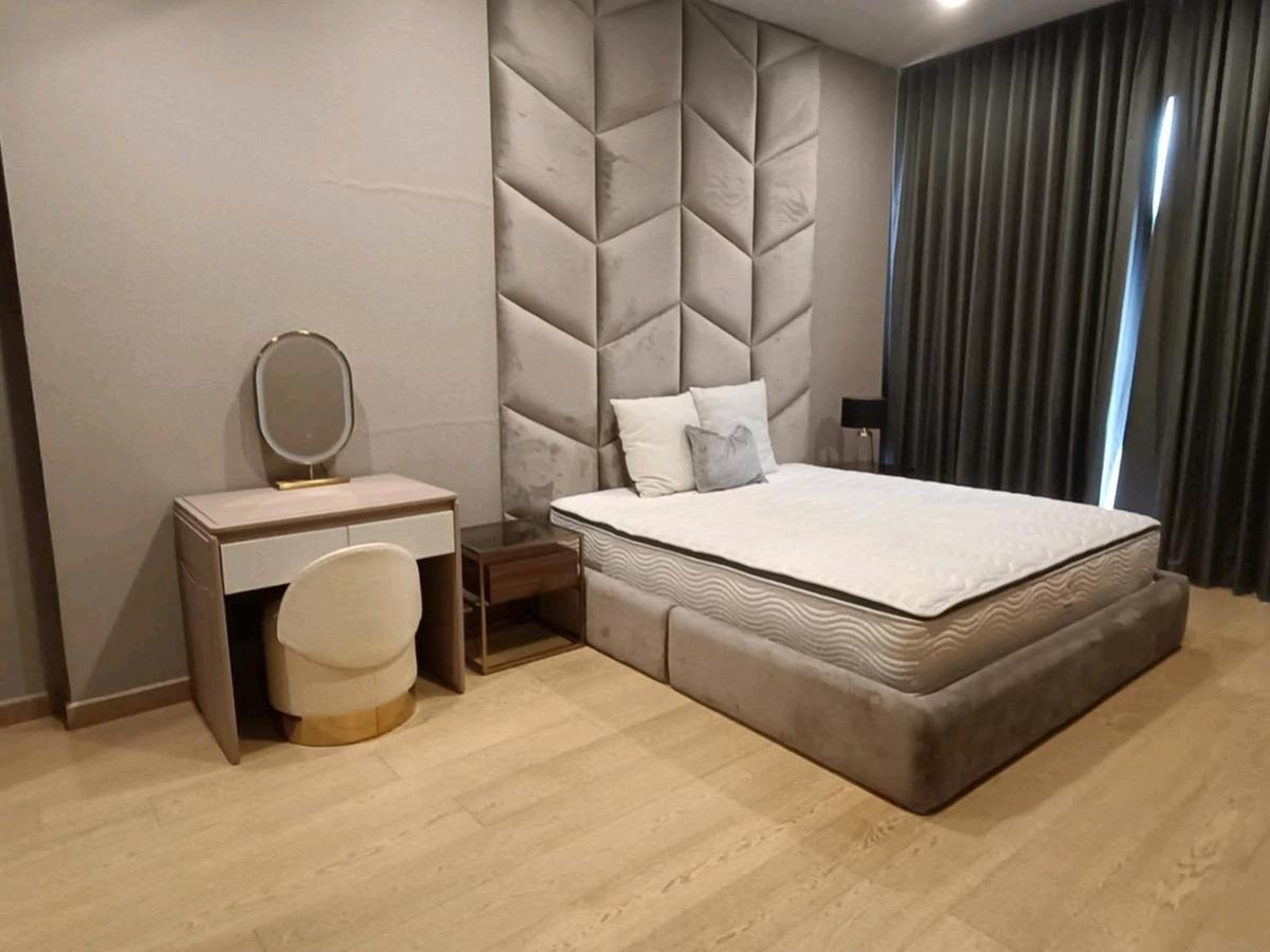 For RentCondoSukhumvit, Asoke, Thonglor : Luxury in the heart of Thonglor, 2 bedrooms, 3 bathrooms, 125 sq.m., ready to move in!The Monument Thong Lo is near BTS Thonglor for only 130,000 Baht/month!