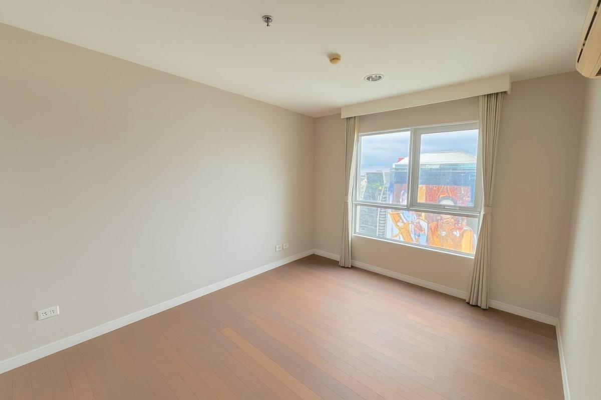 For RentCondoRama9, Petchburi, RCA : Belle Grand Rama 9 - 3 bedrooms, 101 sqm, near MRT Rama 9Rent for only 50,000 baht/month with complete facilities!