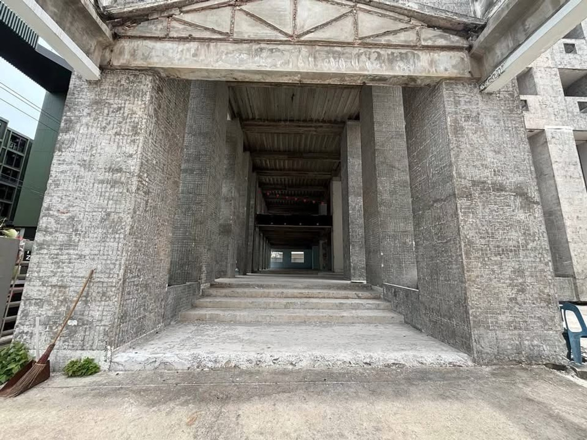 WarehousePattanakan, Srinakarin : 🏛️🏛️For sale/rent commercial building, warehouse, size 5,784 square meters, price 125 million (rent 1.5 million), contact 086-795-9997 (Jimmy)