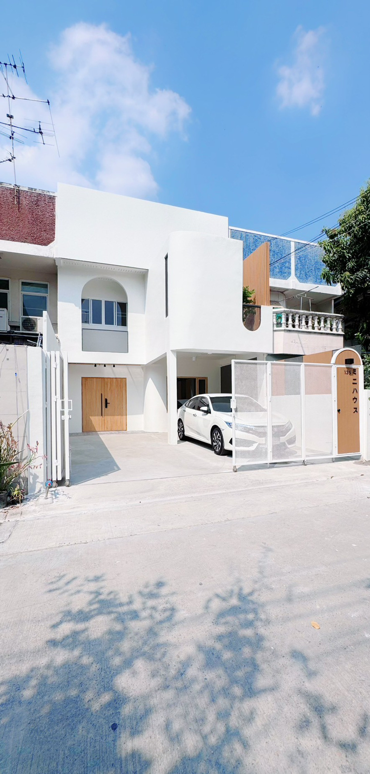 ขายทาวน์โฮมพัฒนาการ ศรีนครินทร์ : ขายทาวน์เฮ้าส์สวย พัฒนาการ 2 จอดรถ เข้าเมืองแค่ 10 นาที!!!