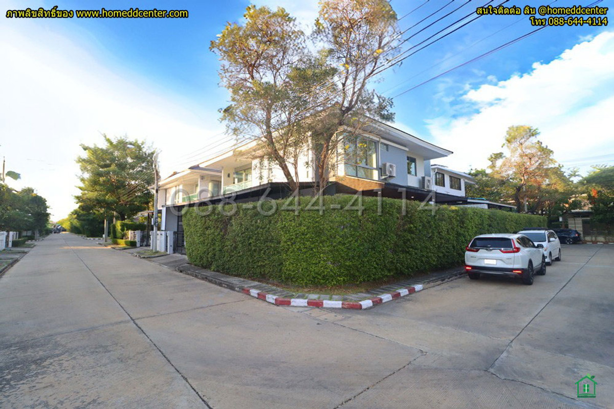 ขายบ้านพัฒนาการ ศรีนครินทร์ : บ้านหลังมุม ไม่เคยอยู่ สภาพมือหนึ่ง! ขายบ้านเดี่ยว Perfect Place พระราม 9 - กรุงเทพกรีฑา 61.8 ตร.ว พท.ใช้สอย 230 ตร.ม. พร้อมต่อเติม