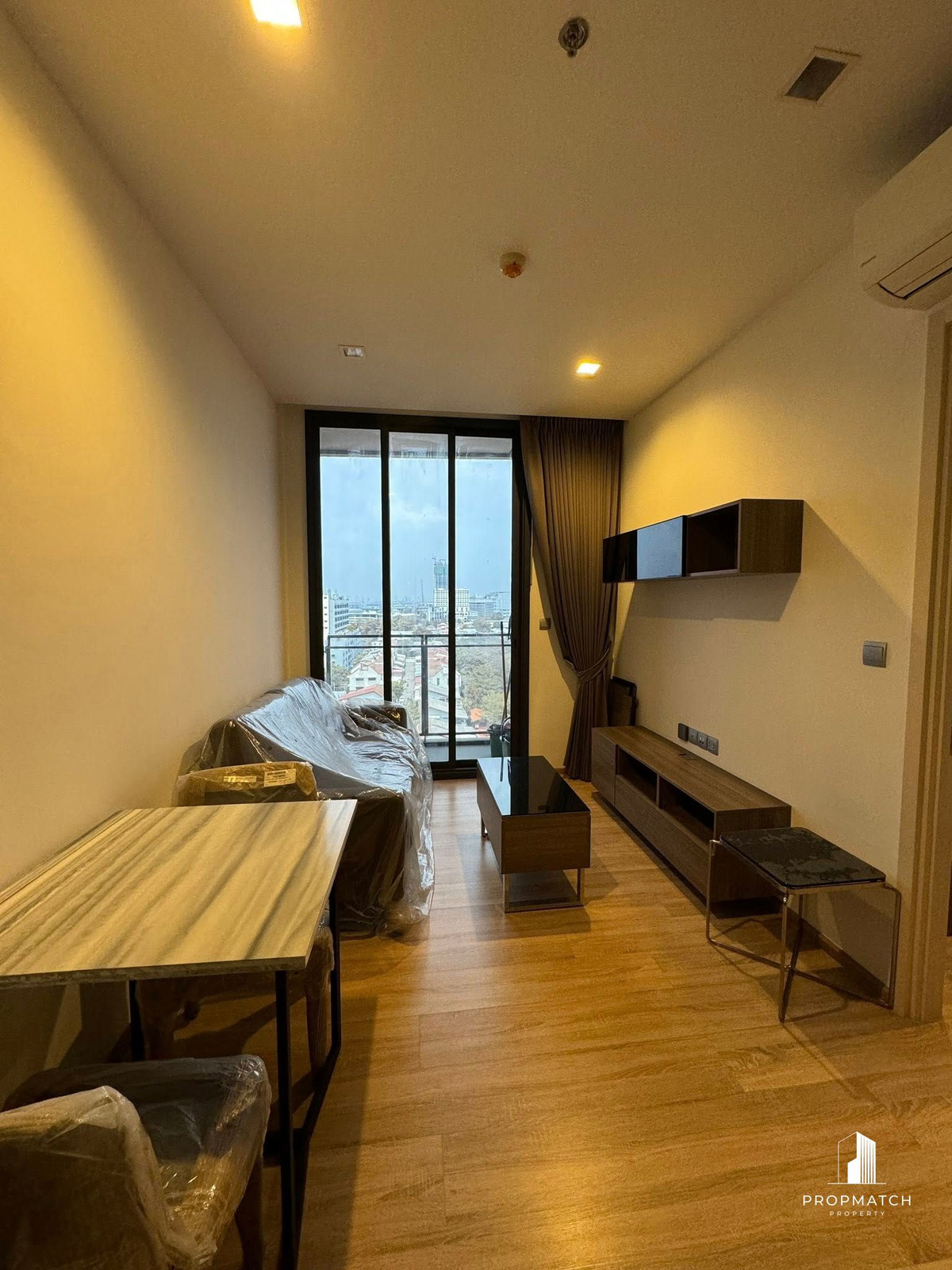 ขายคอนโดสะพานควาย จตุจักร : ✨Flash Deal ✨The Line Phahol - Pradipat ( 1Bed 1Bath 34SQM.) พร้อมอยู่ ! เพียง 4,950,000 บาท Tel.0981315848 @propmatch