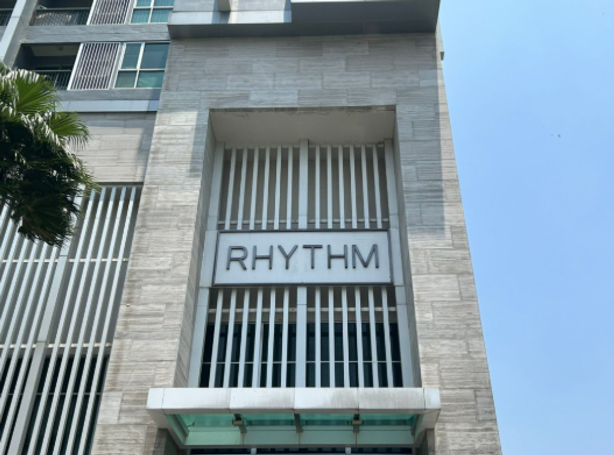 For SaleCondoSapankwai,Jatujak : ✨ For Sale: Rhythm Phahon - Ari Condo ✨ 💰 Only 5,800,000 THB