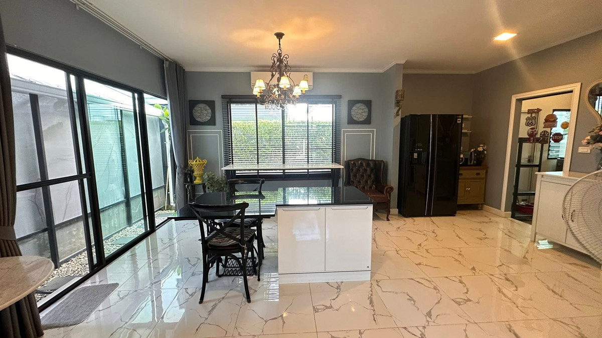 ขายบ้านบางนา แบริ่ง ลาซาล : มัณฑนา ศรีนครินทร์ - บางนา บ้านเดี่ยว 4 ห้องนอน ใกล้เมกาบางนา ตกแต่งวินเทจสไตล์ พร้อมอยู่