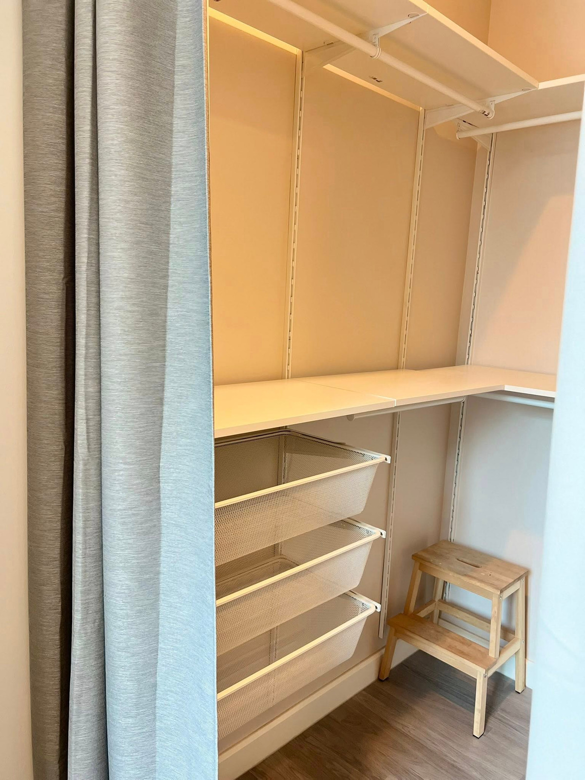 For RentCondoWongwianyai, Charoennakor : Condo for rent, The Room BTS Wongwian Yai, near BTS Wongwian Yai, just 1 minute.