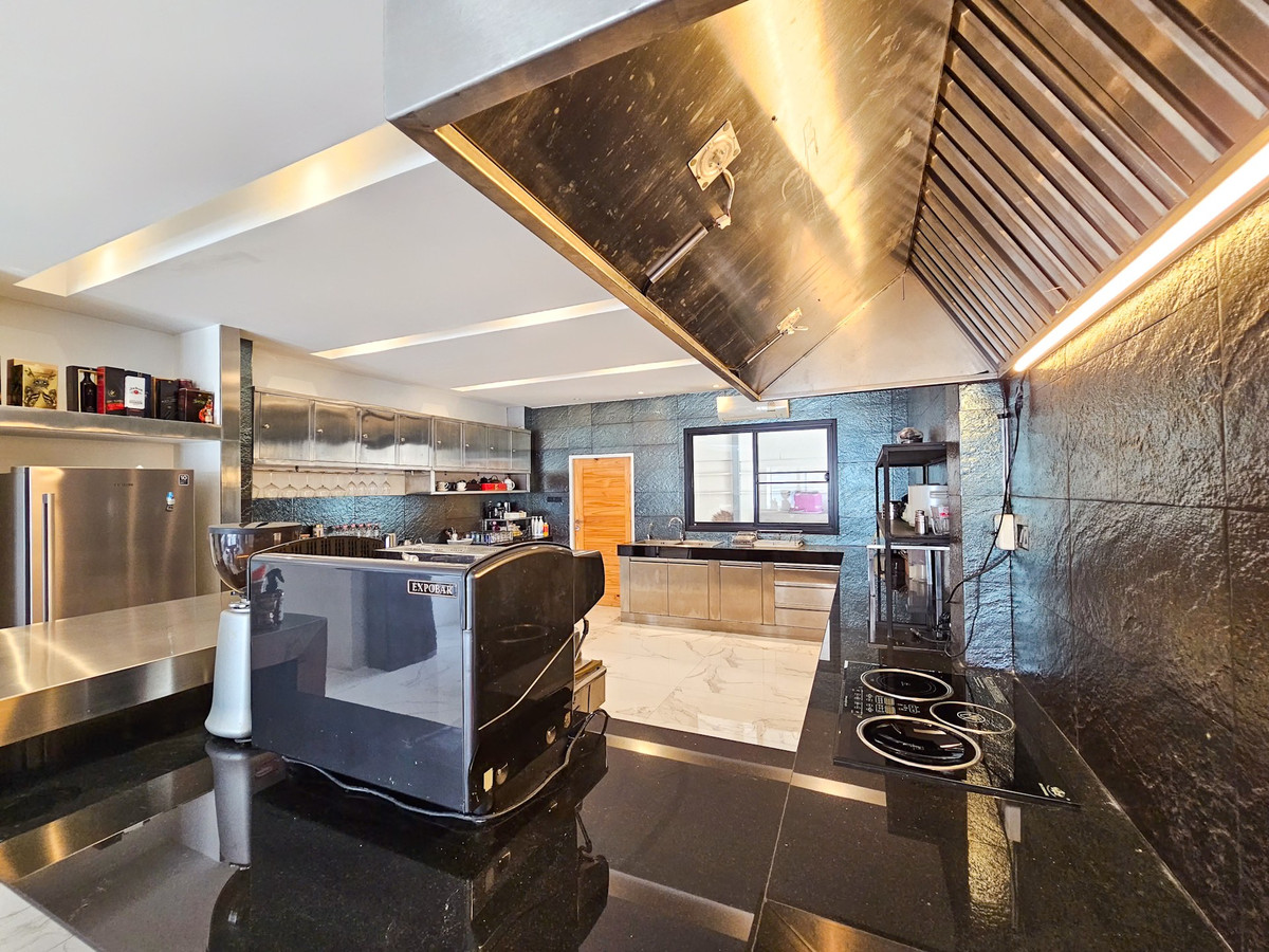 ขายบ้านขอนแก่น : บ้านเดี่ยว Double Volume เพดานสูง 6.5 เมตร | พิมานชล 2 ริมบึงแก่นนคร