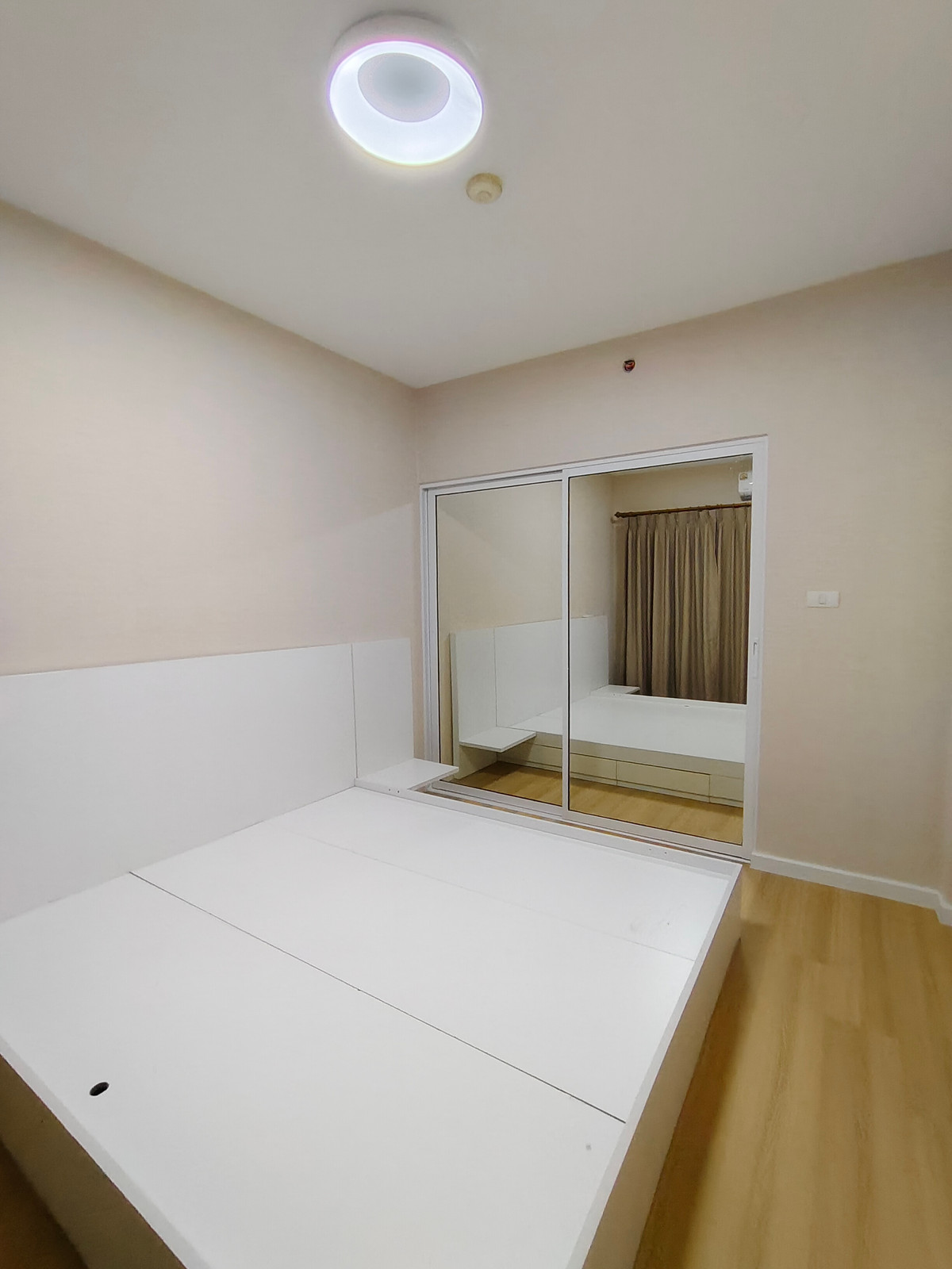 For SaleCondoRama9, Petchburi, RCA : for sale condo A Space Hideaway Asoke-Ratchada (S15-36764)