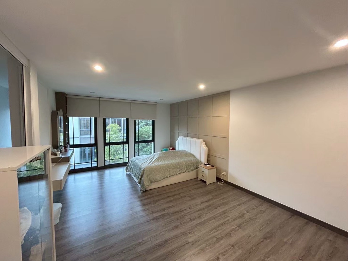 ให้เช่าทาวน์โฮมเกษตรศาสตร์ รัชโยธิน : ให้เช่าบ้านเดี่ยว บ้านกลางเมือง คลาสเซ่ รัชโยธิน (ClasseRatchayothin) ทำเลหนึ่งเดียวติด SCB PARK,