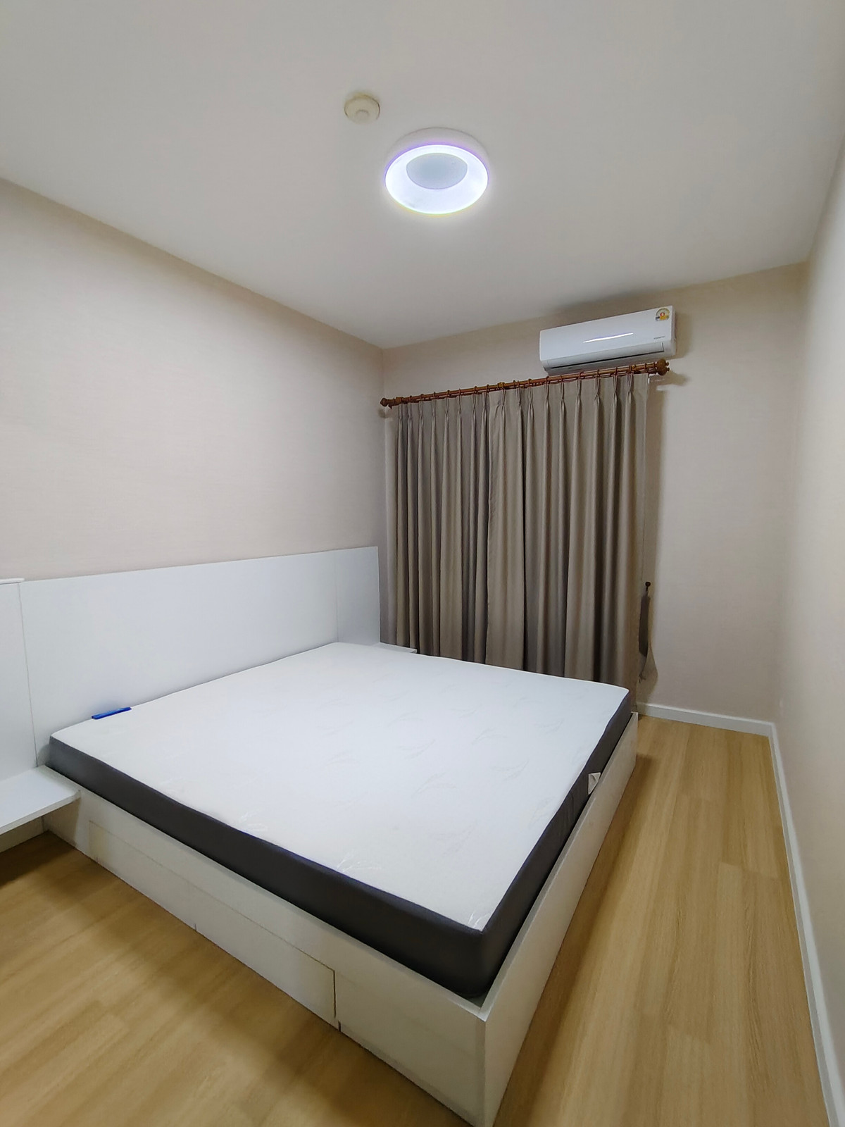 For SaleCondoRama9, Petchburi, RCA : for sale condo A Space Hideaway Asoke-Ratchada (S15-36764)