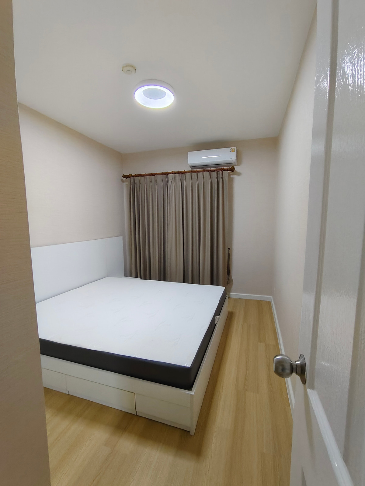 For SaleCondoRama9, Petchburi, RCA : for sale condo A Space Hideaway Asoke-Ratchada (S15-36764)