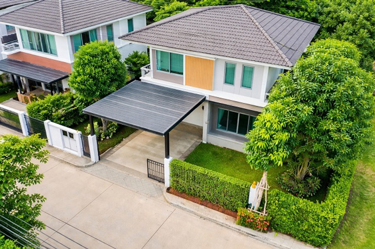 For RentHouseLadkrabang, Suwannaphum Airport : Located in Sukhumvit77 2story detached house for rent 3 beds Robinson Suvarnabhumi (Lat Krabang)100m