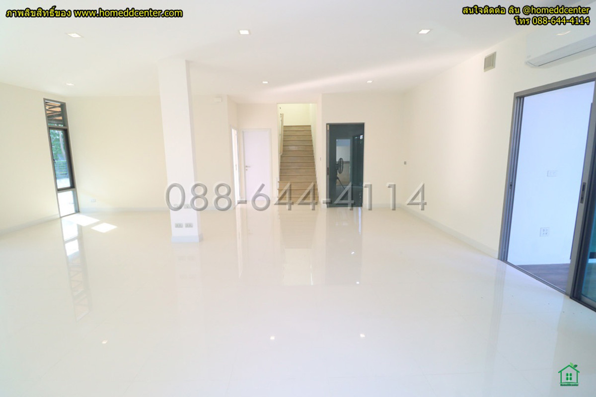 ขายบ้านพัฒนาการ ศรีนครินทร์ : บ้านหลังมุม ไม่เคยอยู่ สภาพมือหนึ่ง! ขายบ้านเดี่ยว Perfect Place พระราม 9 - กรุงเทพกรีฑา 61.8 ตร.ว พท.ใช้สอย 230 ตร.ม. พร้อมต่อเติม