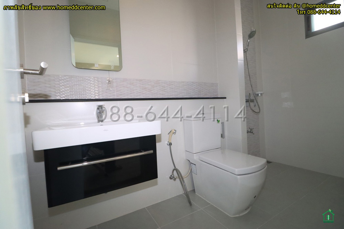 ขายบ้านพัฒนาการ ศรีนครินทร์ : บ้านหลังมุม ไม่เคยอยู่ สภาพมือหนึ่ง! ขายบ้านเดี่ยว Perfect Place พระราม 9 - กรุงเทพกรีฑา 61.8 ตร.ว พท.ใช้สอย 230 ตร.ม. พร้อมต่อเติม