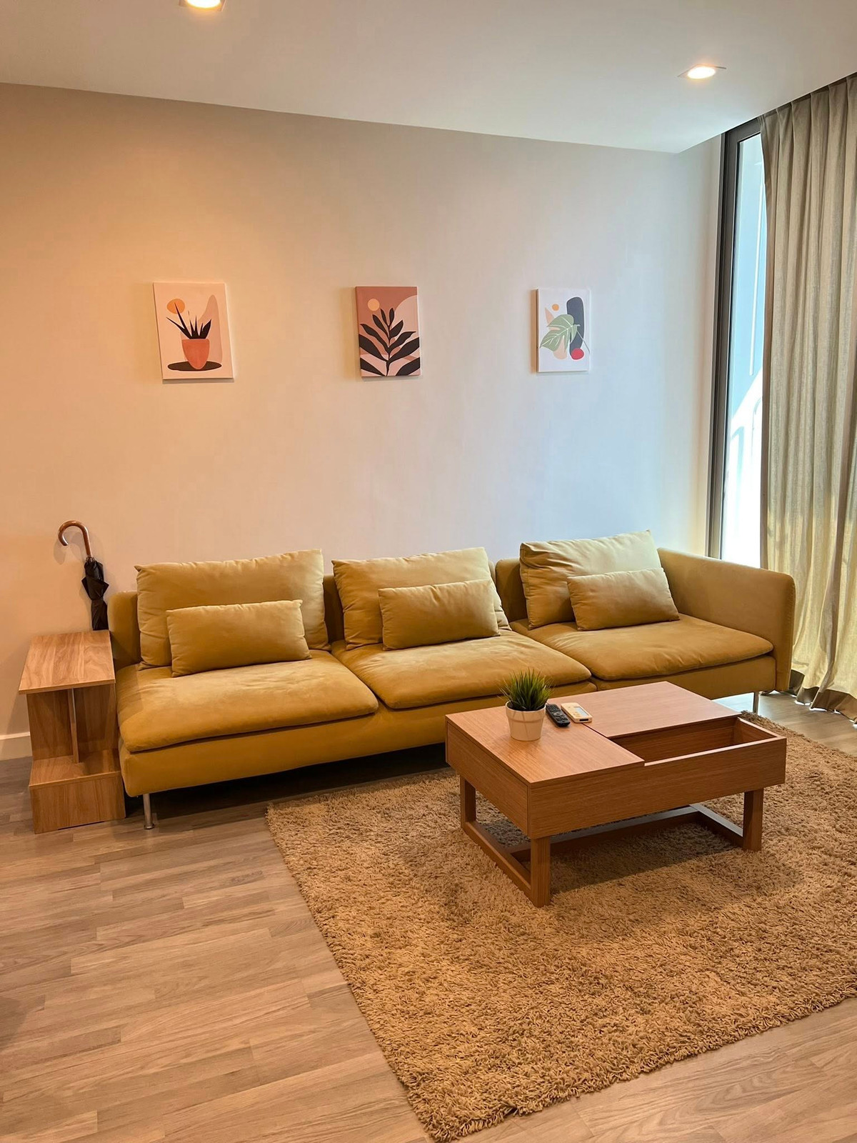 For RentCondoWongwianyai, Charoennakor : Condo for rent, The Room BTS Wongwian Yai, near BTS Wongwian Yai, just 1 minute.