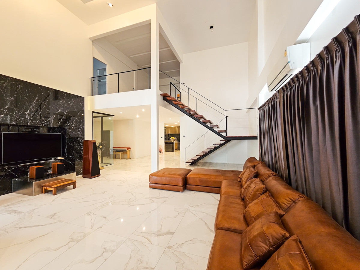 ขายบ้านขอนแก่น : บ้านเดี่ยว Double Volume เพดานสูง 6.5 เมตร | พิมานชล 2 ริมบึงแก่นนคร