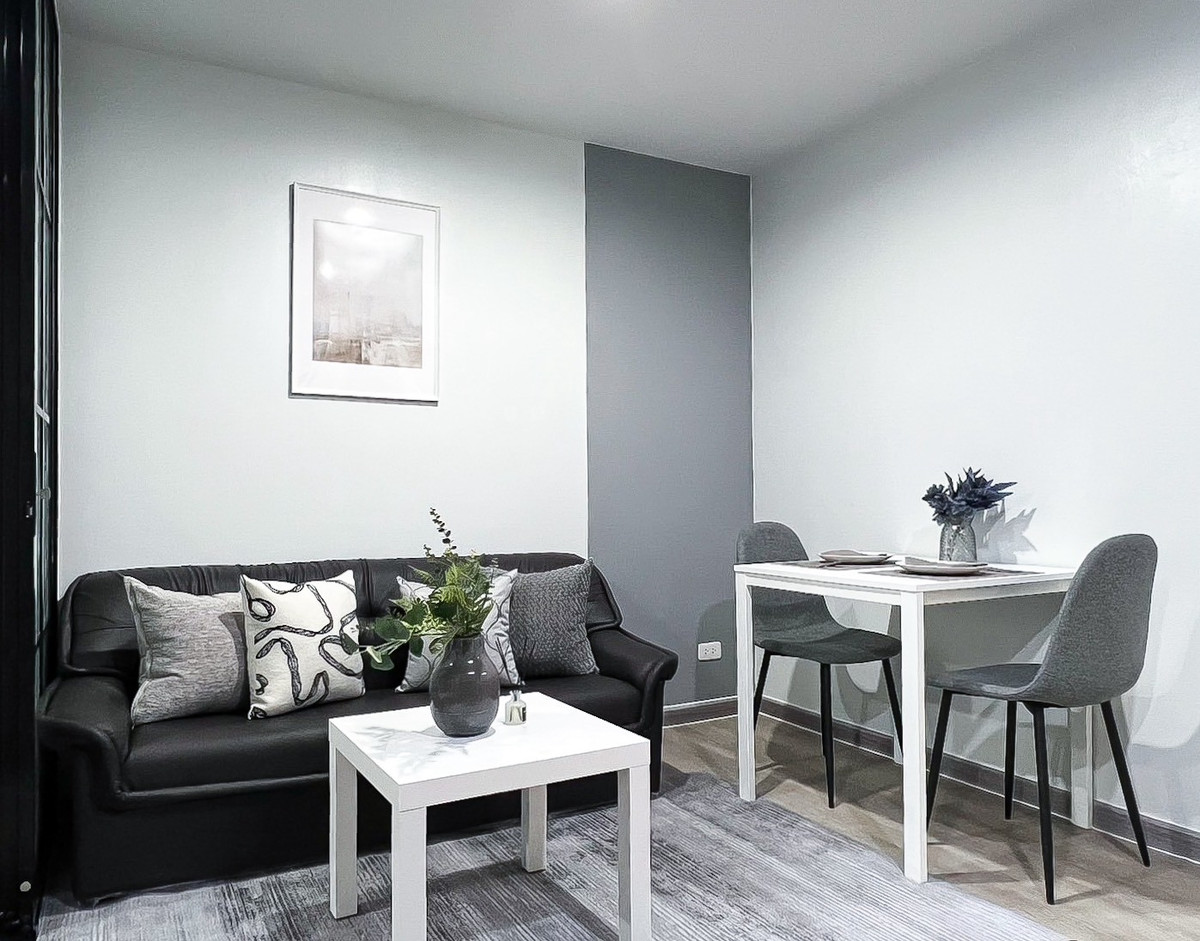 ขายคอนโดวิภาวดี ดอนเมือง หลักสี่ : 📌 รีช พหลโยธิน 52 คอนโดใกล้รถไฟฟ้าสถานีสะพานใหม่ และตลาดยิ่งเจริญ คอนโดห้องใหญ่แต่งสวยครบชุด โทนสีห้องสุดฮิต มีให้พร้อมจบในที่เดียวเข้าอยู่ได้ทันที 🎁