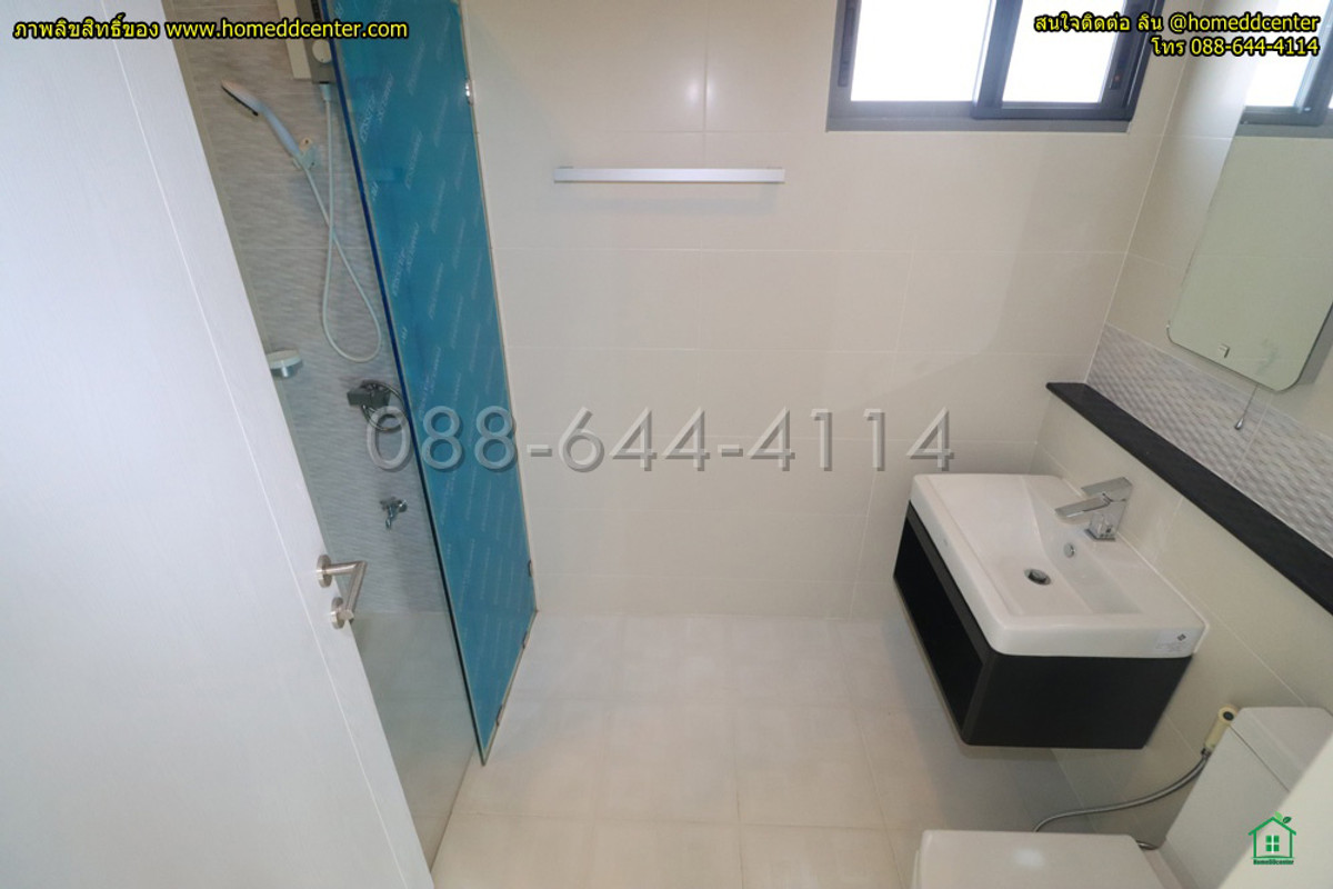 ขายบ้านพัฒนาการ ศรีนครินทร์ : บ้านหลังมุม ไม่เคยอยู่ สภาพมือหนึ่ง! ขายบ้านเดี่ยว Perfect Place พระราม 9 - กรุงเทพกรีฑา 61.8 ตร.ว พท.ใช้สอย 230 ตร.ม. พร้อมต่อเติม