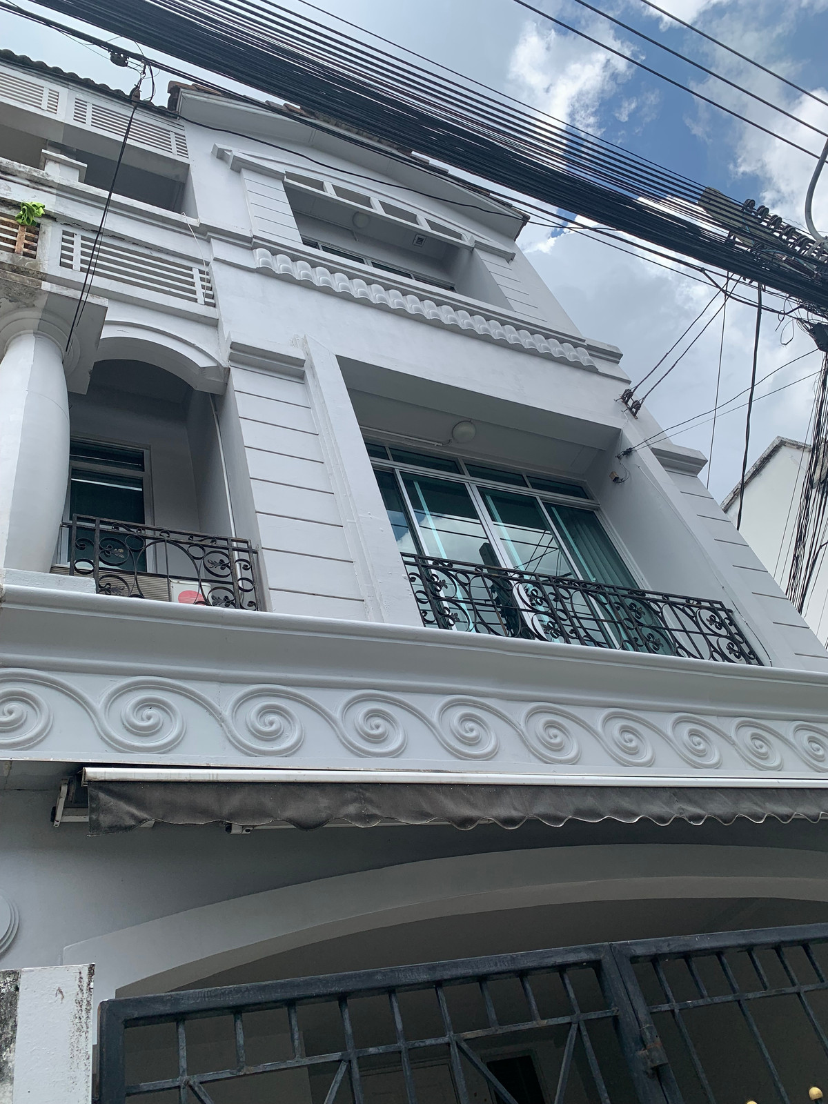 For SaleTownhomeYothinpattana,CDC : Townhome can walk to Central East Ville, Crystal Park.