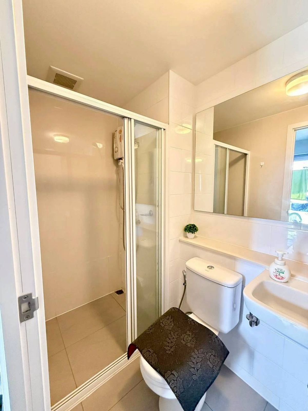 For RentCondoRamkhamhaeng, Hua Mak : ✅ PRI203 ✅ Line : @p2nproperty