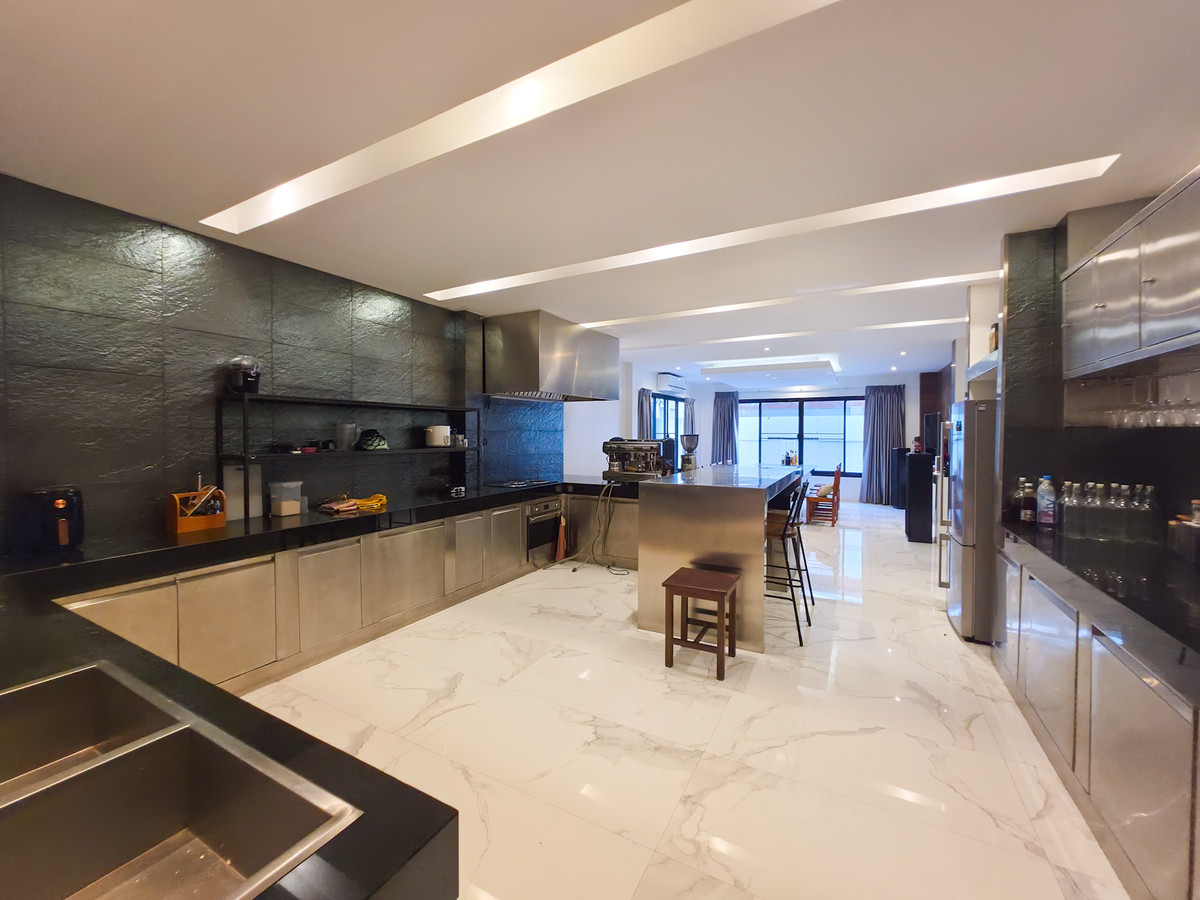 ขายบ้านขอนแก่น : บ้านเดี่ยว Double Volume เพดานสูง 6.5 เมตร | พิมานชล 2 ริมบึงแก่นนคร