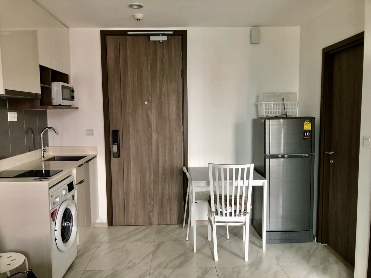 ให้เช่าคอนโดพระราม 9 เพชรบุรีตัดใหม่ RCA : FOR RENT - 1 BEDROOM 33 SQ.M-  READY TO MOVE IN - CALL NOW 094-641-5974