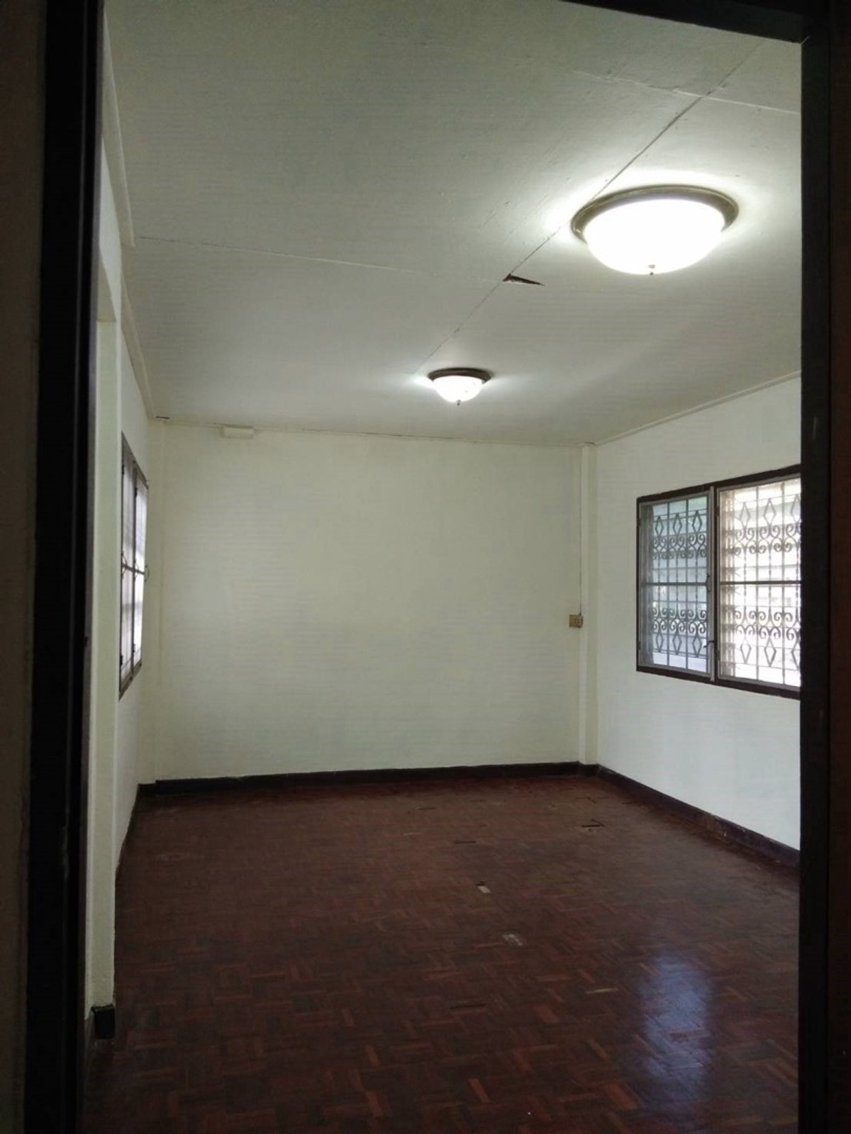 For SaleHouseSamut Prakan,Samrong : Single house for sale, 70 sq m., near the BTS, fresh market mall, expressway.