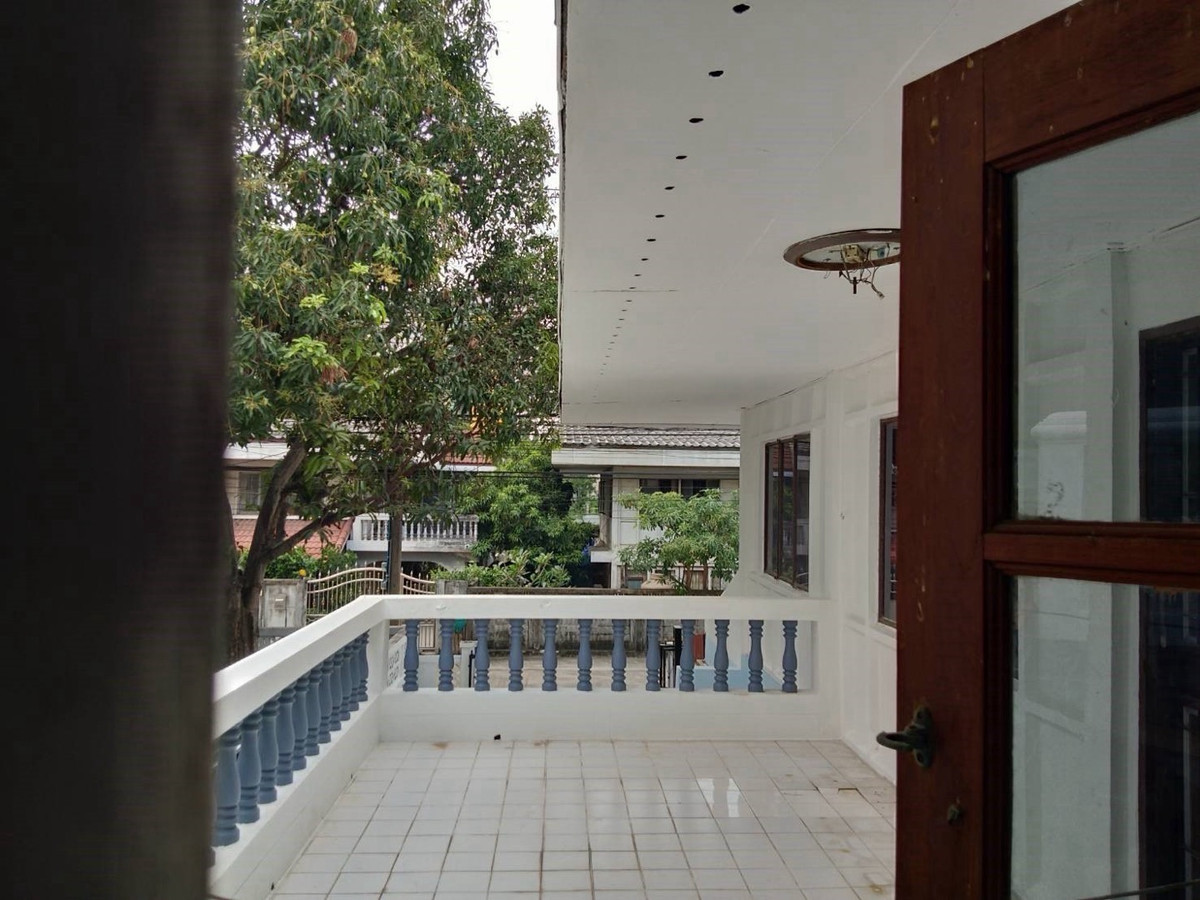 For SaleHouseSamut Prakan,Samrong : Single house for sale, 70 sq m., near the BTS, fresh market mall, expressway.