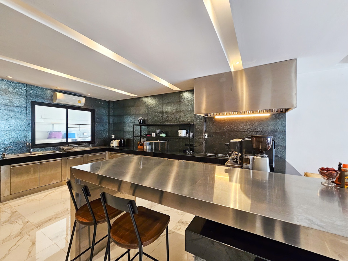 ขายบ้านขอนแก่น : บ้านเดี่ยว Double Volume เพดานสูง 6.5 เมตร | พิมานชล 2 ริมบึงแก่นนคร