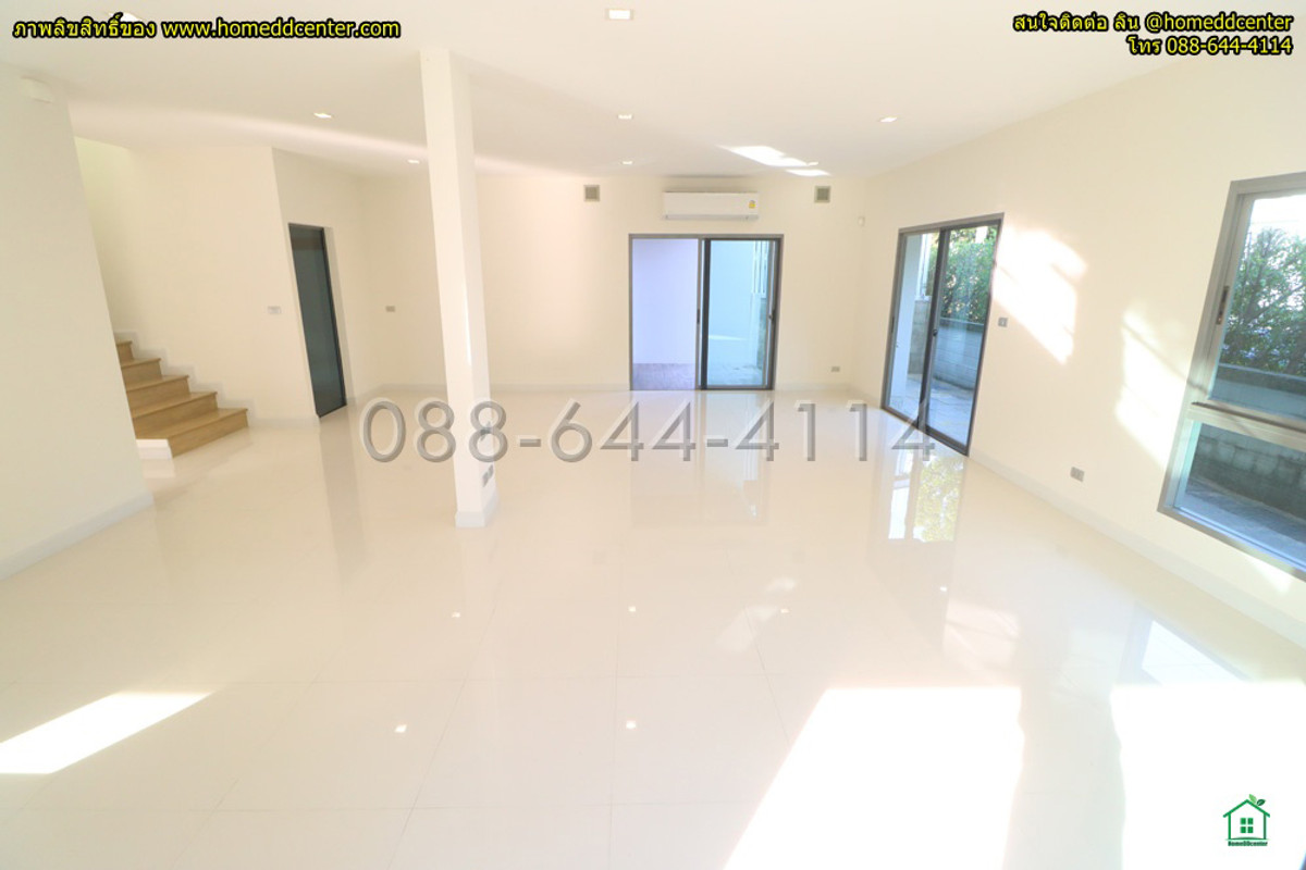 ขายบ้านพัฒนาการ ศรีนครินทร์ : บ้านหลังมุม ไม่เคยอยู่ สภาพมือหนึ่ง! ขายบ้านเดี่ยว Perfect Place พระราม 9 - กรุงเทพกรีฑา 61.8 ตร.ว พท.ใช้สอย 230 ตร.ม. พร้อมต่อเติม