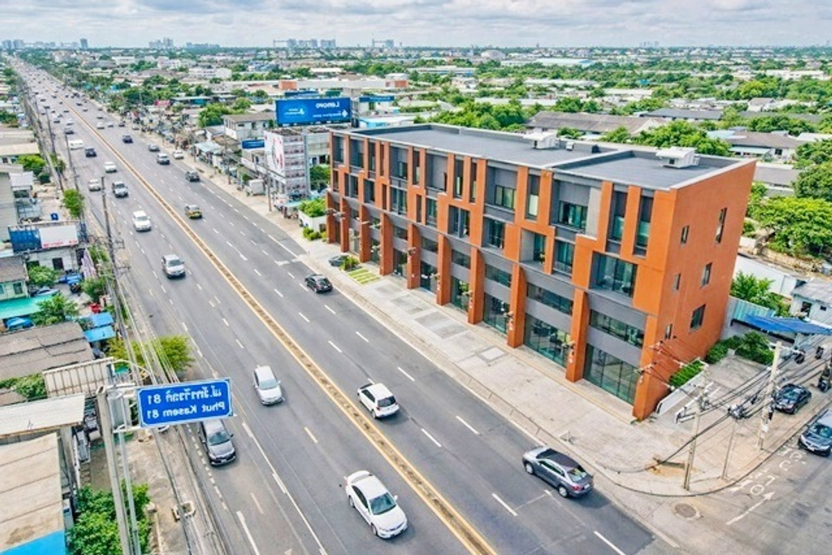 For RentShop HouseBang kae, Phetkasem : The cheapest luxurious European style 3.5 storey commercial building on Phetkasem Road 77-81 ideal f