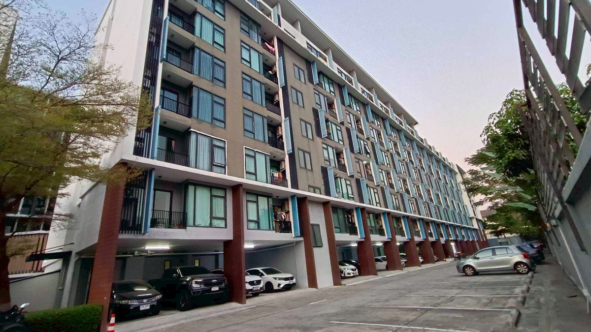 ขายคอนโดบางซื่อ วงศ์สว่าง เตาปูน : 95498 - ขายด่วน ราคานี้หาไม่ได้อีกแล้ว @Fresh Condominium บางซื่อ โอกาสทองของคนอยากมีคอนโดใกล้สถานีกลางบางซื่อ! เจ้าของตัดใจขายเพราะรีบมาก ใครไวคนนั้นได้ ห้องสภาพดี วิวสวย พร้อมเข้าอยู่ทันที