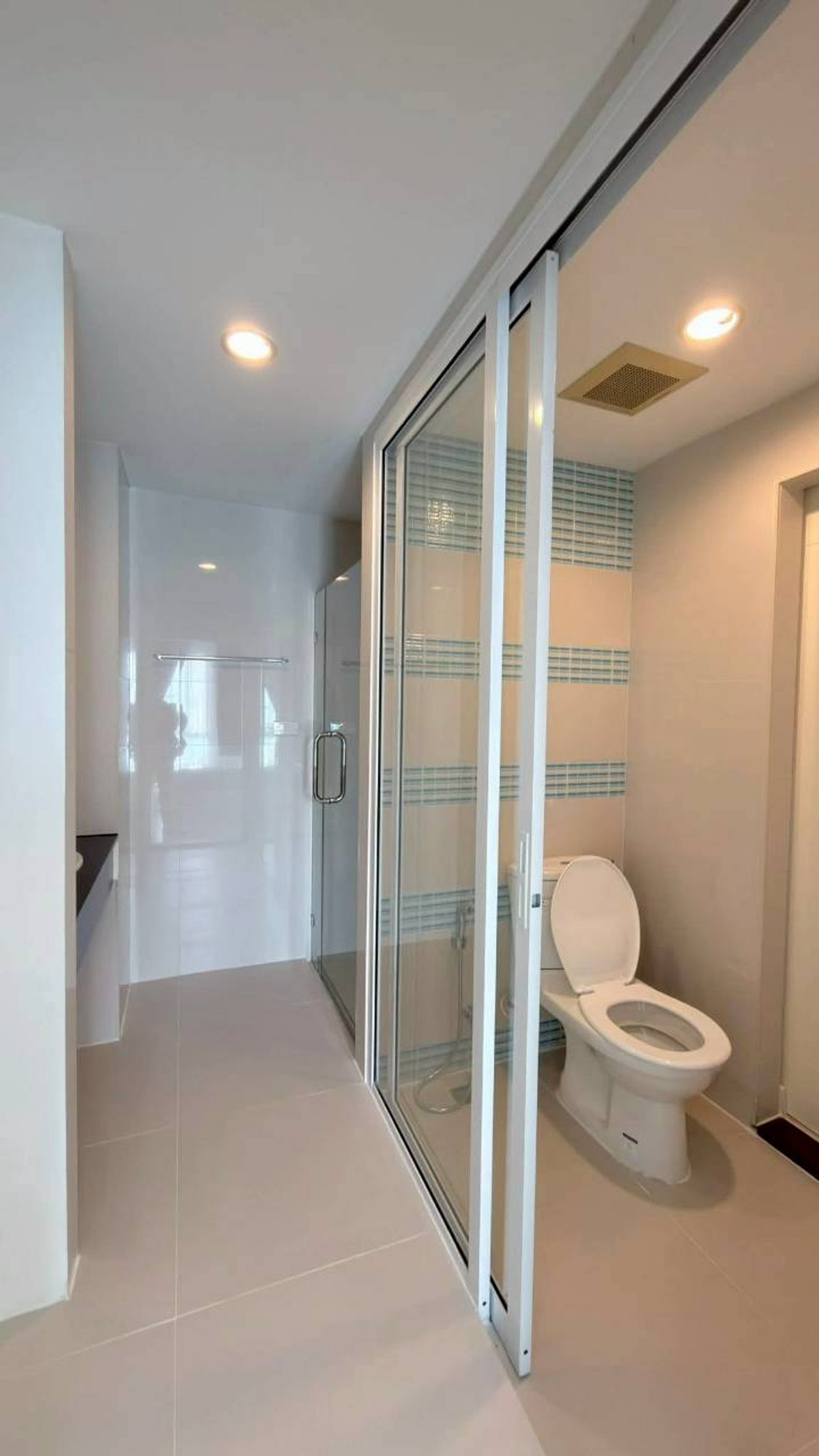 ให้เช่าคอนโดนวมินทร์ รามอินทรา : ✅ PXO110 ✅ Line : @p2nproperty